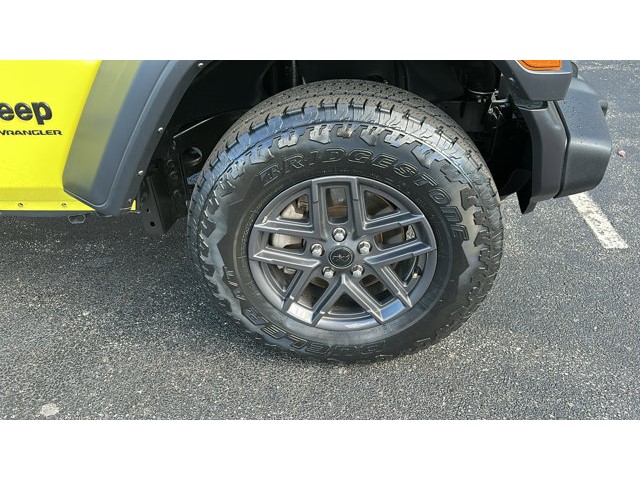 2024 Jeep Wrangler Sport S Sport S 4 Door 4x4 Intercooled Turbo Premium Unleaded I-4 2.0 L/122 [8]