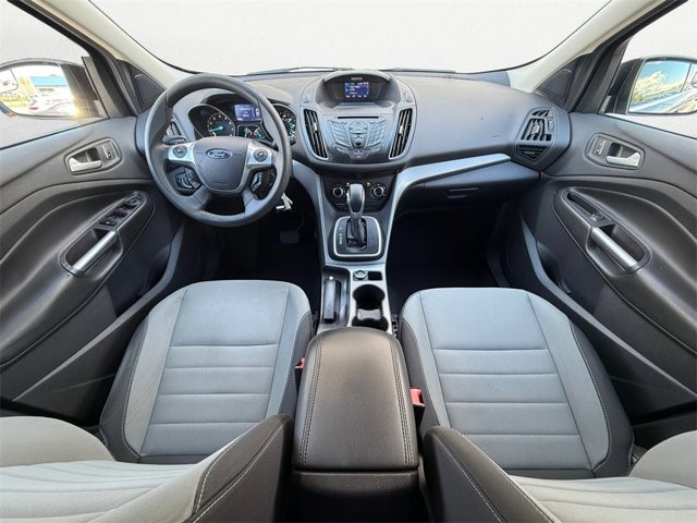 2013 Ford Escape SE photo 2