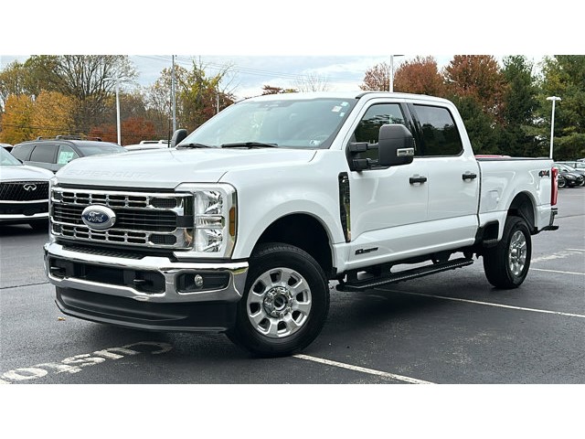 2024 Ford Super Duty F-250 SRW XLT  Intercooled Turbo Diesel V-8 6.7 L/406 [6]