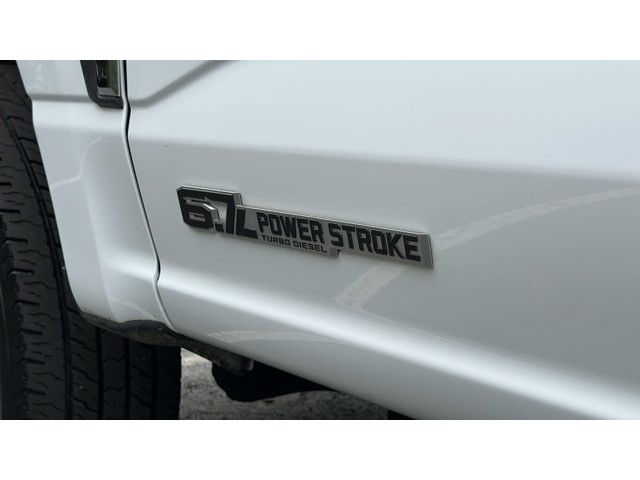 2024 Ford Super Duty F-250 SRW XLT  Intercooled Turbo Diesel V-8 6.7 L/406 [12]