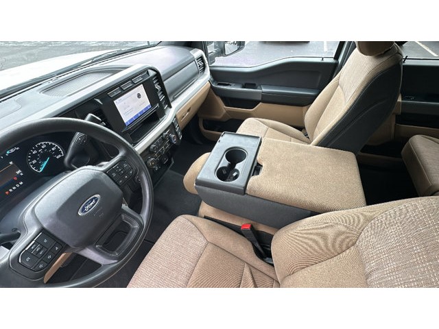2024 Ford Super Duty F-250 SRW XLT  Intercooled Turbo Diesel V-8 6.7 L/406 [23]