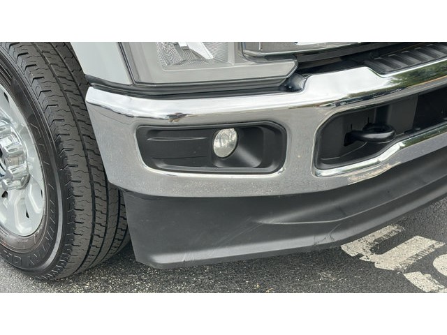 2024 Ford Super Duty F-250 SRW XLT  Intercooled Turbo Diesel V-8 6.7 L/406 [4]