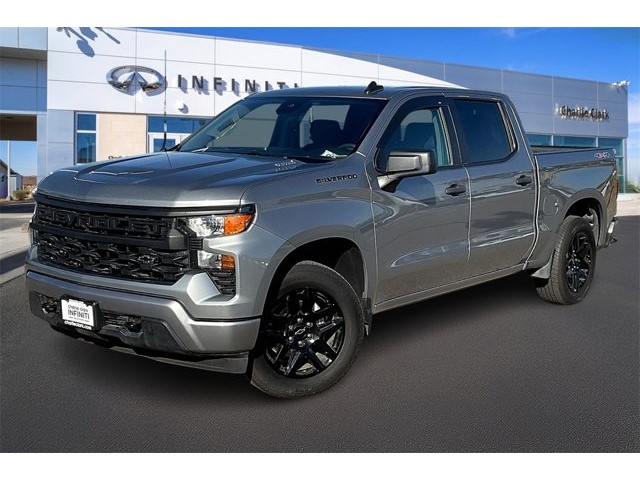 2024 Chevrolet Silverado 1500 Custom 4WD Crew Cab 147" Custom Turbocharged Gas I4 2.7L/166 [0]