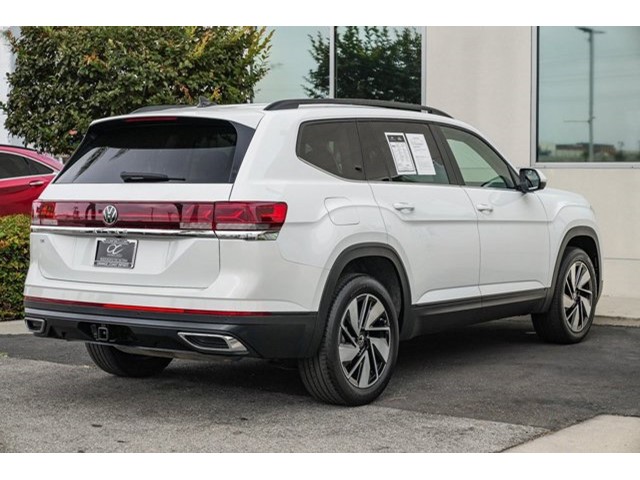 2024 Volkswagen Atlas SE Technology photo 4