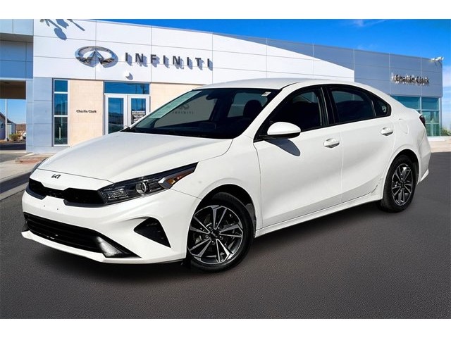 2022 Kia Forte LXS LXS IVT Regular Unleaded I-4 2.0 L/122 [0]