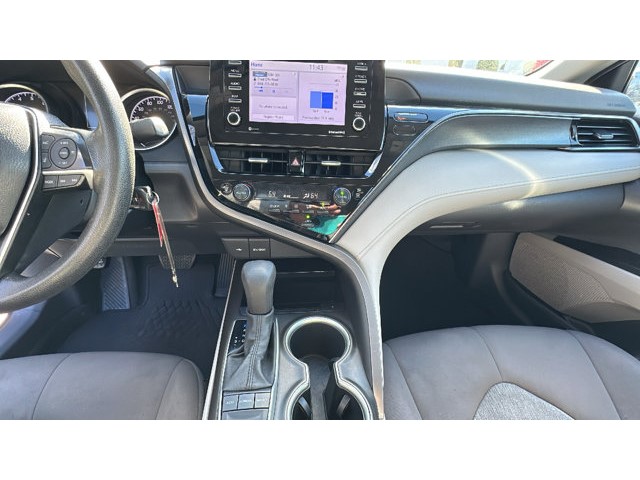 2023 Toyota Camry LE LE Auto Regular Unleaded I-4 2.5 L/152 [19]