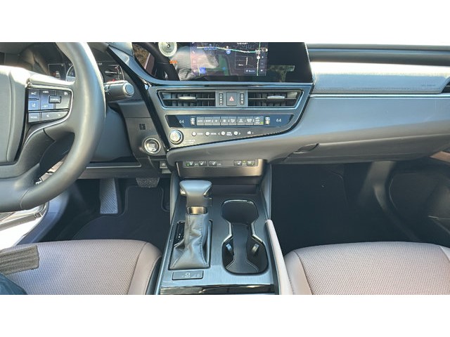 2025 Lexus ES ES 350 ES 350 FWD Regular Unleaded V-6 3.5 L/211 [18]