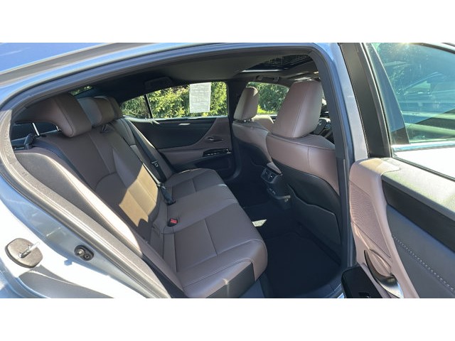 2025 Lexus ES ES 350 ES 350 FWD Regular Unleaded V-6 3.5 L/211 [22]