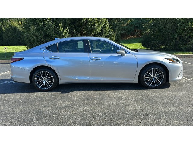 2025 Lexus ES ES 350 ES 350 FWD Regular Unleaded V-6 3.5 L/211 [25]