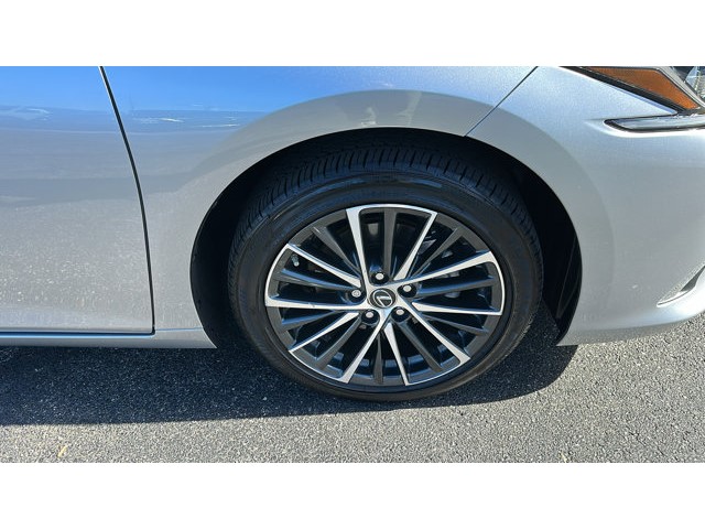 2025 Lexus ES ES 350 ES 350 FWD Regular Unleaded V-6 3.5 L/211 [7]