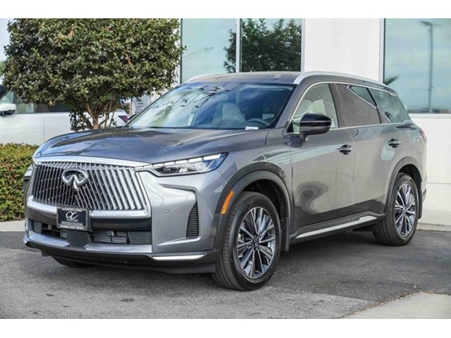 2026 Infiniti QX60 Luxe photo 3
