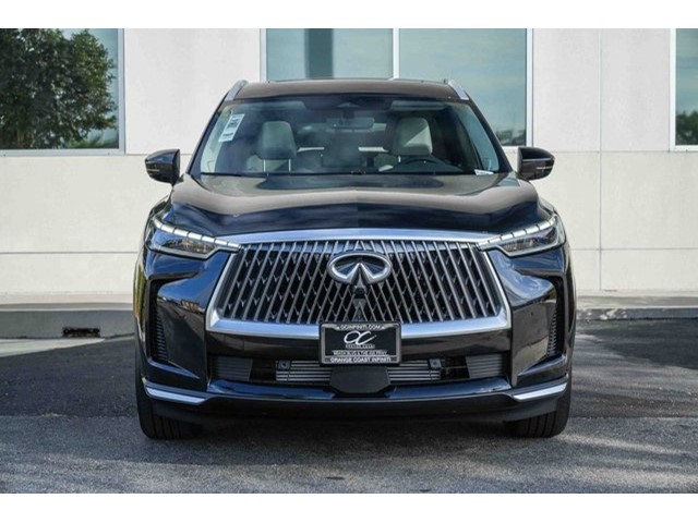 2026 Infiniti QX60 Luxe photo 2