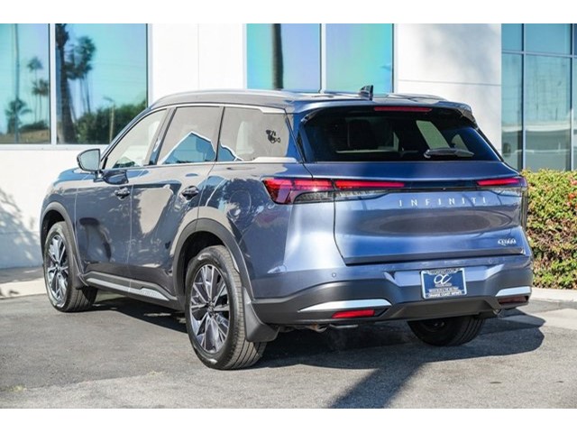 2026 Infiniti QX60 Luxe photo 4