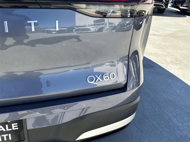 2026 Infiniti QX60 Luxe photo 2