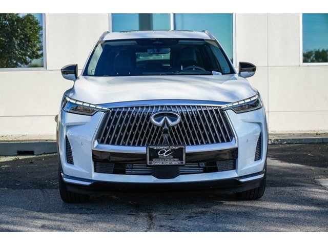 2026 Infiniti QX60 Luxe photo 2