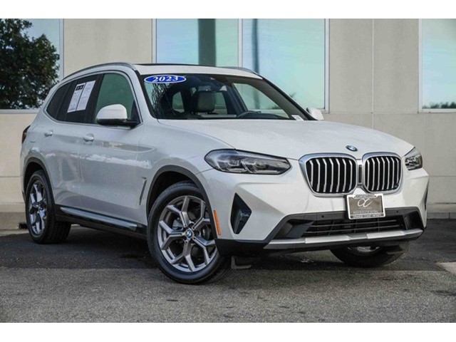 2023 BMW X3 30i