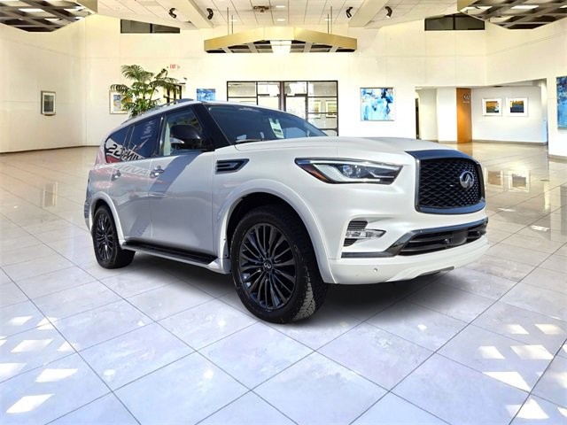 2022 INFINITI QX80 PREMIUM SELECT PREMIUM SELECT AWD Premium Unleaded V-8 5.6 L/339 [1]