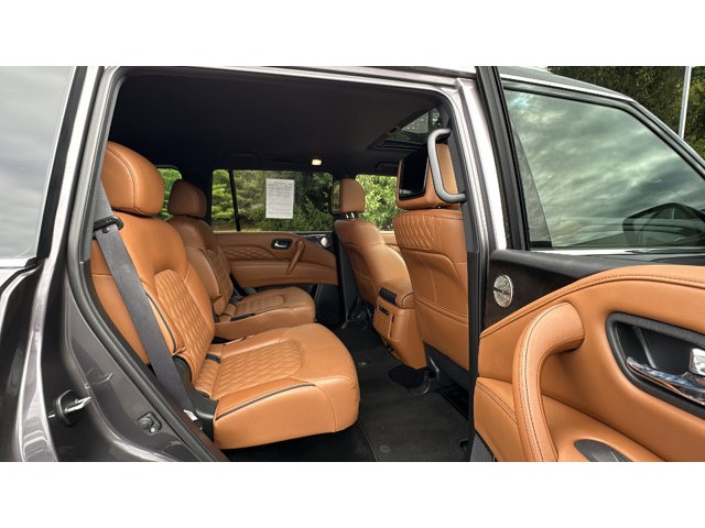 2023 INFINITI QX80 SENSORY SENSORY AWD Premium Unleaded V-8 5.6 L/339 [26]