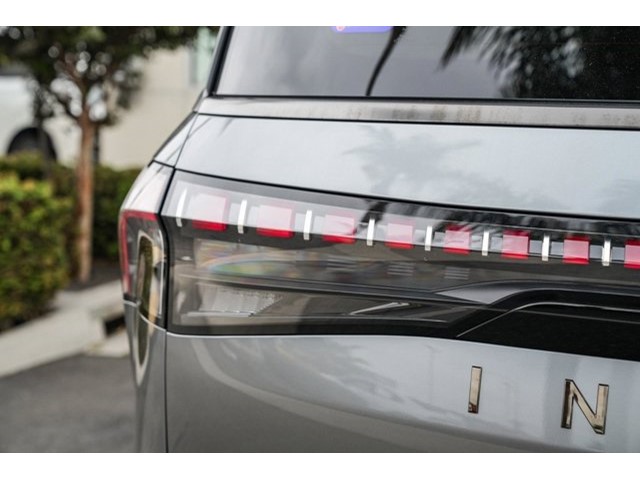 2026 Infiniti QX80 Sensory photo 3