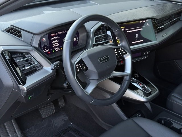 2023 Audi Q4 e-tron Sportback Premium Plus Premium Plus 50 quattro Electric [13]