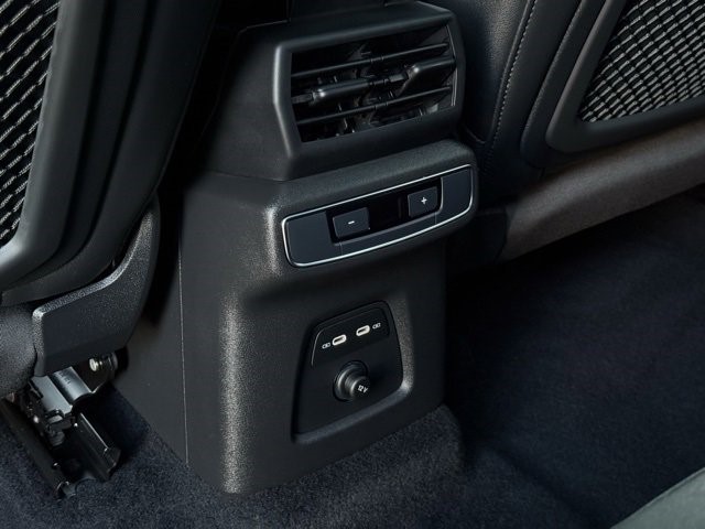 2023 Audi Q4 e-tron Sportback Premium Plus Premium Plus 50 quattro Electric [19]