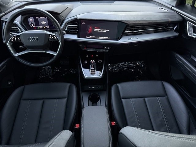 2023 Audi Q4 e-tron Sportback Premium Plus Premium Plus 50 quattro Electric [24]