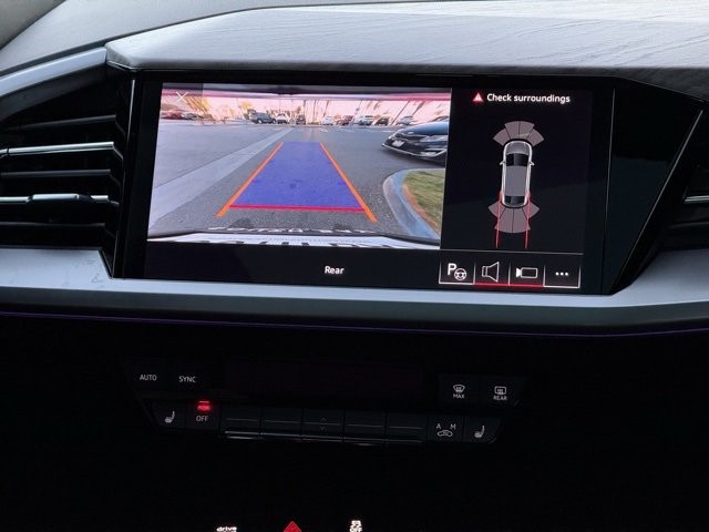 2023 Audi Q4 e-tron Sportback Premium Plus Premium Plus 50 quattro Electric [26]