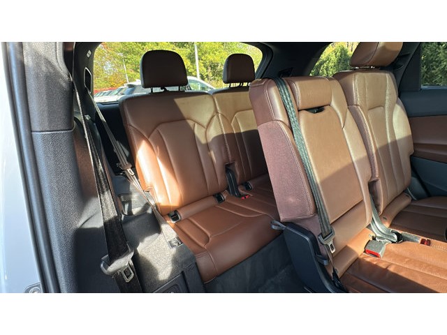 2019 Audi Q7 45 SE Premium  Intercooled Turbo Premium Unleaded I-4 2.0 L/121 [25]