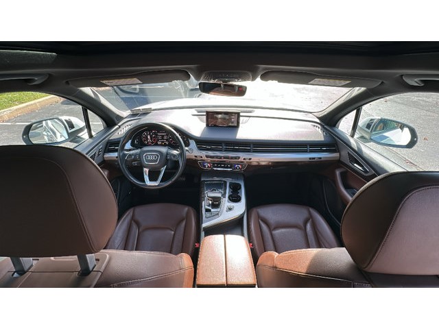 2019 Audi Q7 45 SE Premium  Intercooled Turbo Premium Unleaded I-4 2.0 L/121 [27]