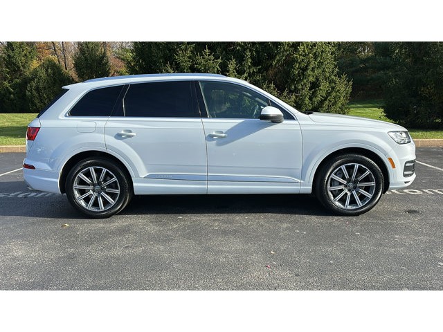 2019 Audi Q7 45 SE Premium  Intercooled Turbo Premium Unleaded I-4 2.0 L/121 [28]
