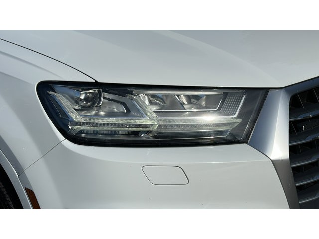 2019 Audi Q7 45 SE Premium  Intercooled Turbo Premium Unleaded I-4 2.0 L/121 [3]