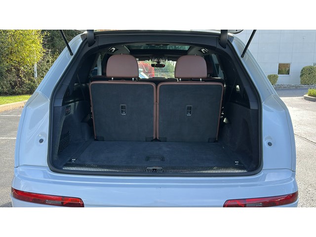 2019 Audi Q7 45 SE Premium  Intercooled Turbo Premium Unleaded I-4 2.0 L/121 [5]
