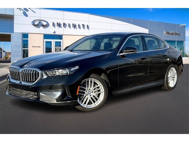 2024 BMW 5 Series 530i 530i Sedan Intercooled Turbo Gas/Electric I-4 2.0 L/122 [1]