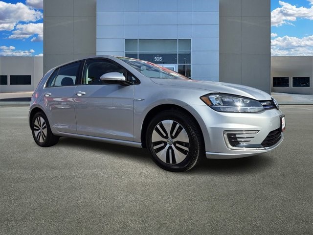 2019 Volkswagen e-Golf SE 4-Door SE Electric [3]