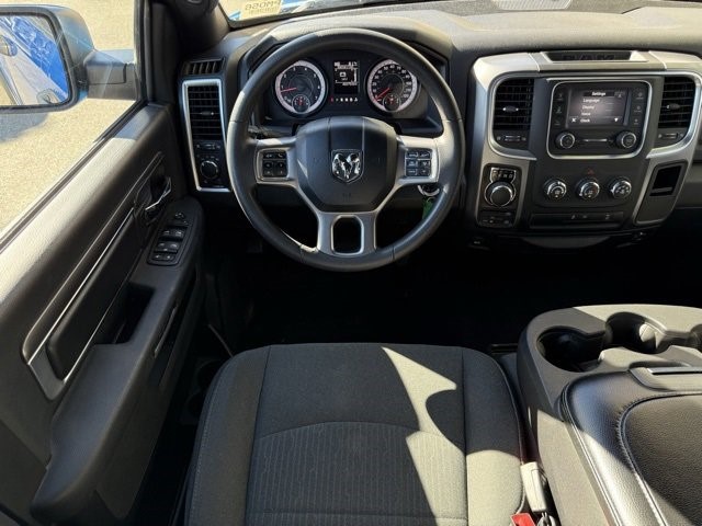 2024 Ram 1500 Classic Warlock Warlock 4x4 Crew Cab 5’7″ Box Regular Unleaded V-6 3.6 L/220 [20]