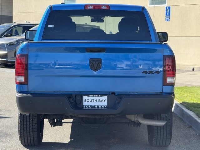 2024 Ram 1500 Classic Warlock Warlock 4x4 Crew Cab 5’7″ Box Regular Unleaded V-6 3.6 L/220 [4]