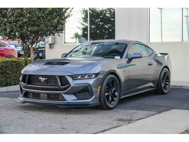 2024 Ford Mustang GT photo 3