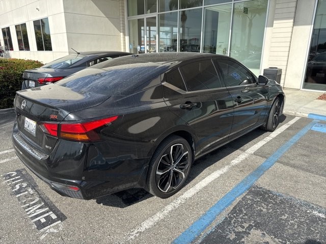 2023 Nissan Altima 2.5 SR photo 3