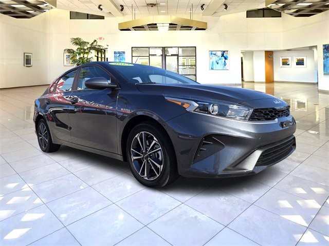 2023 Kia Forte LXS's photo