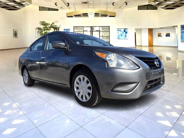 2017 Nissan Versa Sedan SV SV CVT Regular Unleaded I-4 1.6 L/98 [2]