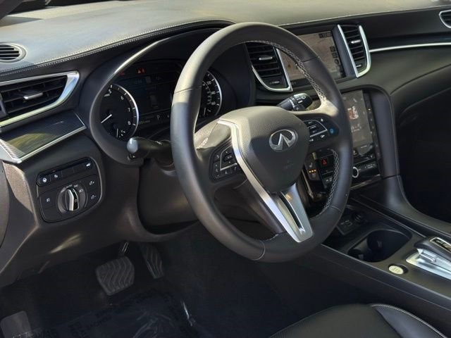 2025 INFINITI QX50 SPORT SPORT AWD Intercooled Turbo Premium Unleaded I-4 2.0 L/122 [13]