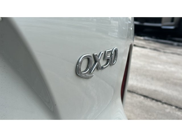 2020 INFINITI QX50 ESSENTIAL ESSENTIAL AWD Intercooled Turbo Premium Unleaded I-4 2.0 L/121 [9]