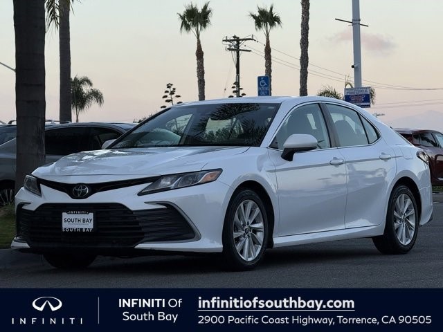 2023 Toyota Camry LE LE Auto Regular Unleaded I-4 2.5 L/152 [1]