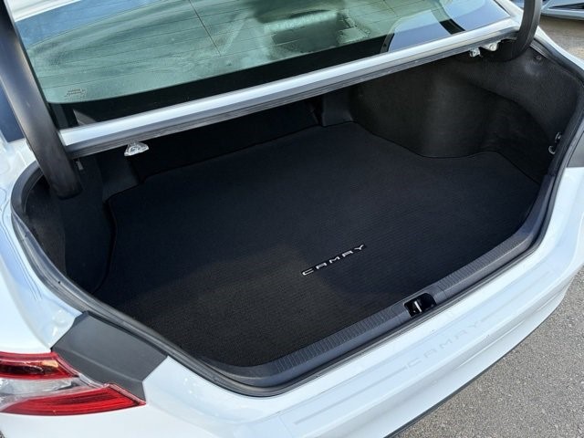 2023 Toyota Camry LE LE Auto Regular Unleaded I-4 2.5 L/152 [16]