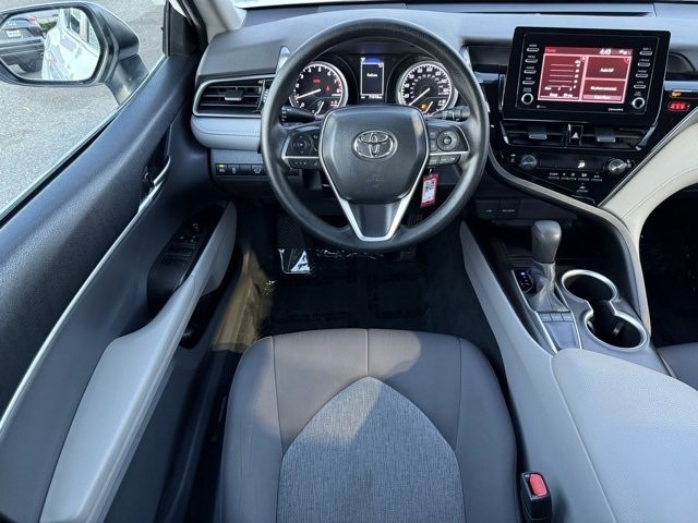 2023 Toyota Camry LE LE Auto Regular Unleaded I-4 2.5 L/152 [20]