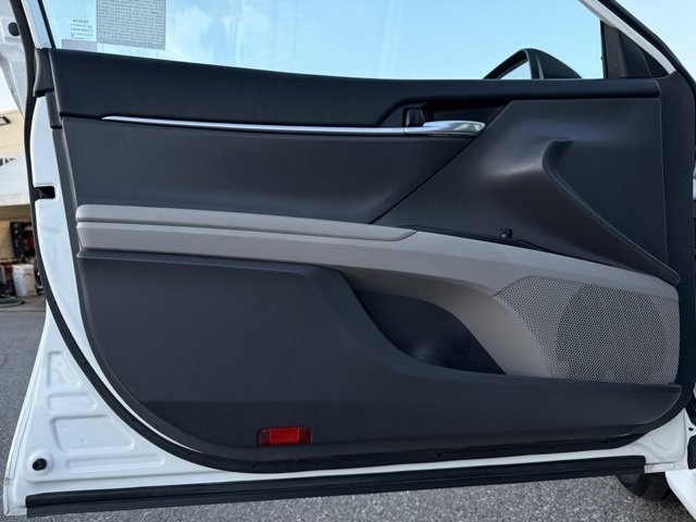 2023 Toyota Camry LE LE Auto Regular Unleaded I-4 2.5 L/152 [6]