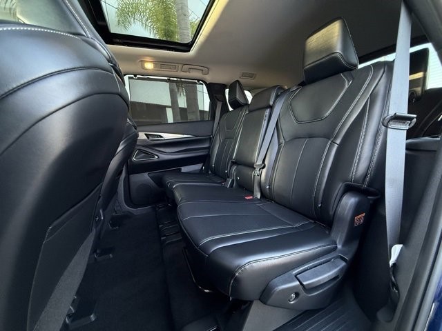 2025 INFINITI QX60 LUXE LUXE FWD Intercooled Turbo Premium Unleaded I-4 2.0 L/122 [17]