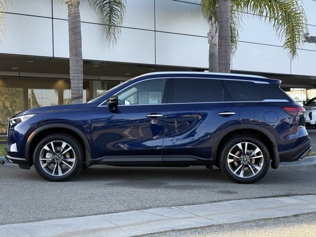 2025 INFINITI QX60 LUXE LUXE FWD Intercooled Turbo Premium Unleaded I-4 2.0 L/122 [2]