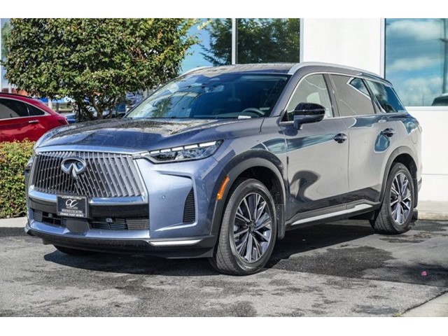 2026 Infiniti QX60 Luxe photo 3