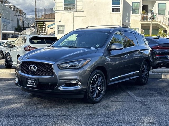 2019 Infiniti QX60 Luxe photo 3